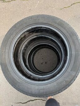 Prodam pneu Michelin 215/55r17 - 1