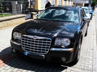 Prodám Chrysler 300C 3,0 CRD