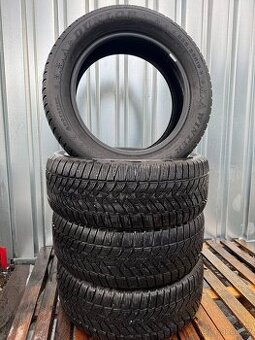 Sada zimních pneu 255/55 R19 111V DUNLOP WINTER SPORT 5 SUV