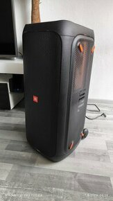 Zapůjčení pronájem pártyboxu - JBL 310