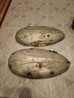 Jawa 550, 555 víko spojky