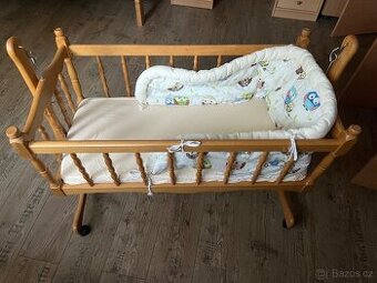 Kolébka na kolečkách