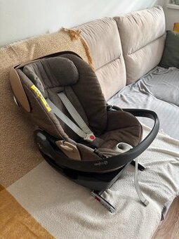 Autosedačka Cybex Cloud Q Plus + ISOFIX Base Q-Fix