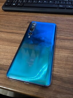 Prodám Xiaomi Mi 10 (model M2001J2G), 8 GB RAM + 256 GB úlož