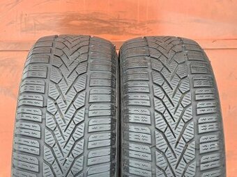 Zimní Semperit 195/65/15  (č.P6)