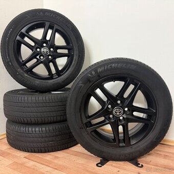 TOYOTA CH-R 5x114,3 R17 ET45+LETNÍ 215/60R17 6mm - 1