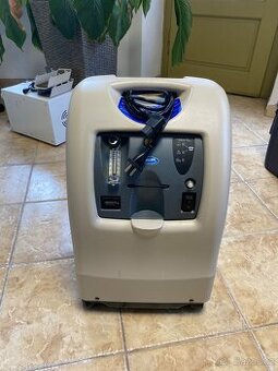Kyslíkový koncentrátor – Invacare Perfecto 2 Oxygenerátor