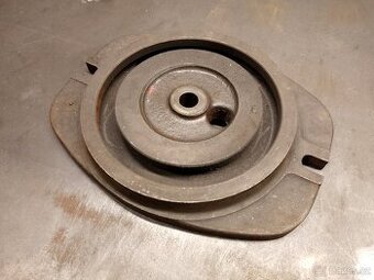 Tocna pod strojni sverak