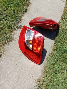 Renault Thalia II. pravé zadní světlo
