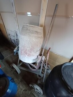 Stavební míchačka