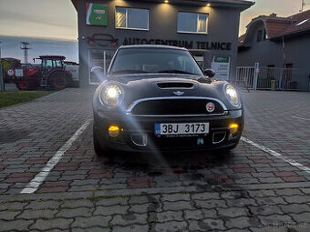 MINI COOPER S CLUBMAN 1.6 135KW (184hP) 2011