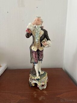 Porcelánová soška- Muž