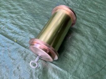 Mosazná uzamykatelná schránka/ trubkový trezor