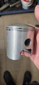 Jawa ČZ motocross, soutěžní píst