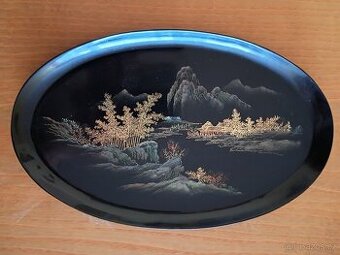 SOUPRAVA  Z ASIE - 9 kusů za jednu cenu: váza, podnos a dalš