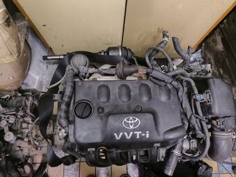 Predám funkčný motor 2NZ-FE z Toyota Yaris