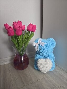 Medvídek z růží