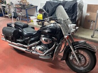 Suzuki Intruder VN 800
