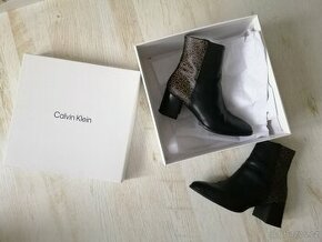 Kotníkové boty Calvin Klein