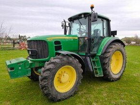 Traktor John Deere 6534 - 1