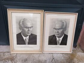 Obraz prezidenta Gustáv Husák 2 obrazy -pohled vlevo-vpravo