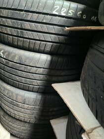 4x zánovní pneu Bridgestone 225/60 r16