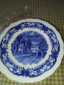 Porcelán Anglie