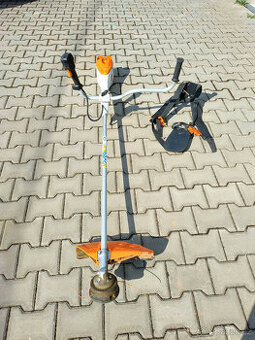 Akumulátorový vyžínač / křovinořez Stihl FSA 135