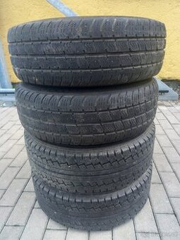 Prodám kola s pneu na Mercedes Vito