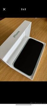 iPhone 11, zelený, 128 GB.