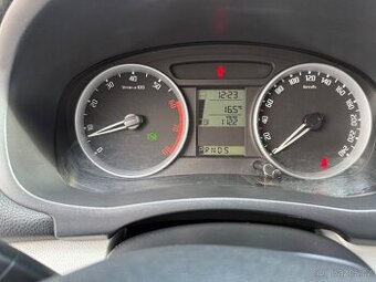 Škoda Fabia 1.6 mpi automat