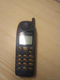 Nokia 5110 Nokia 1600