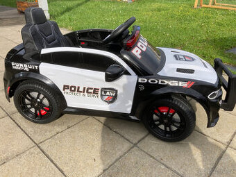 Dodge Charger policejní elektrické auto NOVÉ