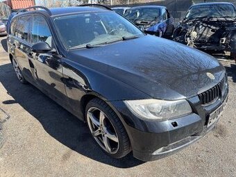 BMW E91 320d N47D20a Schwarz 2 náhradní dily