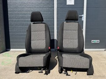 Přední sedadla VW Sharan 7N - 1