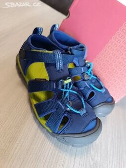 Nové chlapecké sandále Keen vel.35