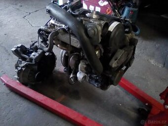 MOTOR 1.9TDI 77KW KOD: BXE PREVODOVKA KOD: JCR - 1