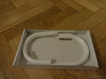 Kovové úchyty na závěsy IKEA