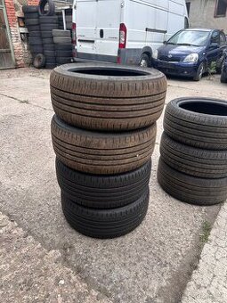 Falken 225/40 R18