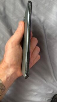 iPhone 11 pro max 64 gb