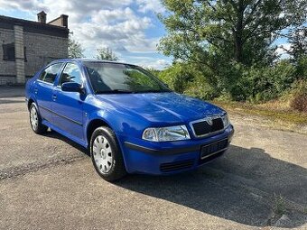 Škoda Octavia 1,6i 75kw výbava TOUR