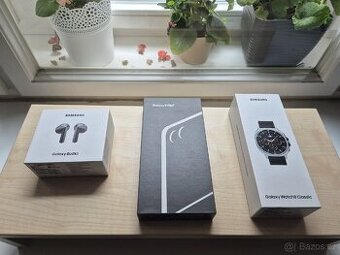 Samsung Z flip 7 512gb Modra + Watch Classic 8 LTE + Buds 3