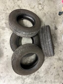 225 75 r16c pneu - 1