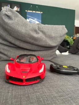 RC Auto Ferrari LaFerrari RASTAR Plně Funkční