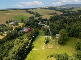 Prodej stavebního pozemku s výhledem na přírodu – Rokytnice 