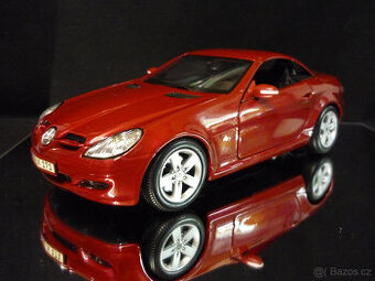 Mercedes Benz SLK Maisto 1/18