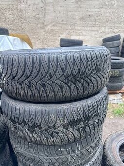 2ks zimní pneu 225/55 R18 - Goodride