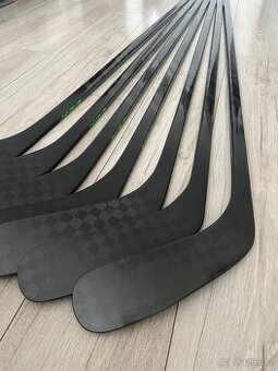 Hokejka CCM Trigger 6 85flex P29 levá 170cm ZÁRUKA