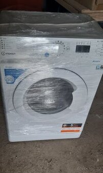 Pračka Indesit