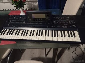 Koupím displey na Roland EM-2000